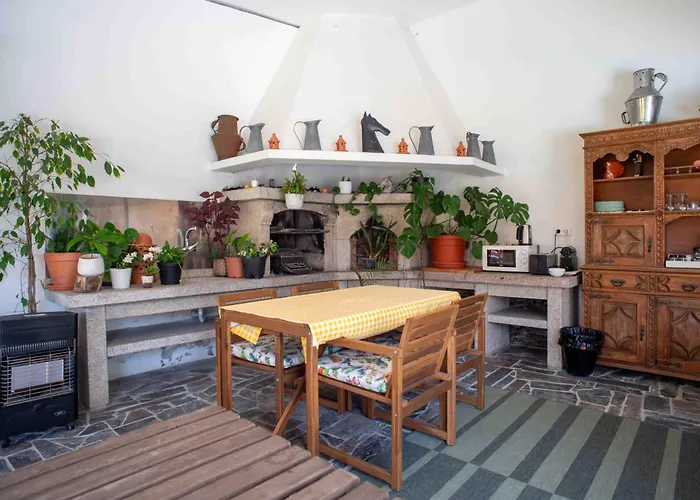 Проживание в семье Dos Corceis Эшпозенди