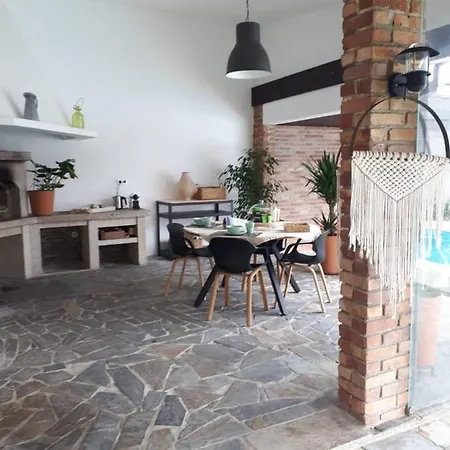 Dos Corceis Homestay *