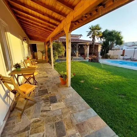 בית אירוח Dos Corceis *