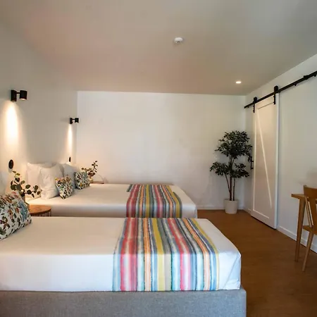 Δωμάτια σε οικογενειακή κατοικία Dos Corceis