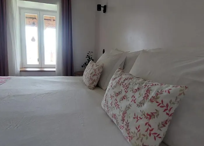 Dos Corceis Δωμάτια σε οικογενειακή κατοικία Εσποσέντε